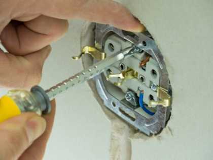 1 Easy Way To Cut Your Electric Bill By 90%