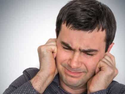 Ringing Ears? When Tinnitus Won't Stop, Do This (It's Genius)